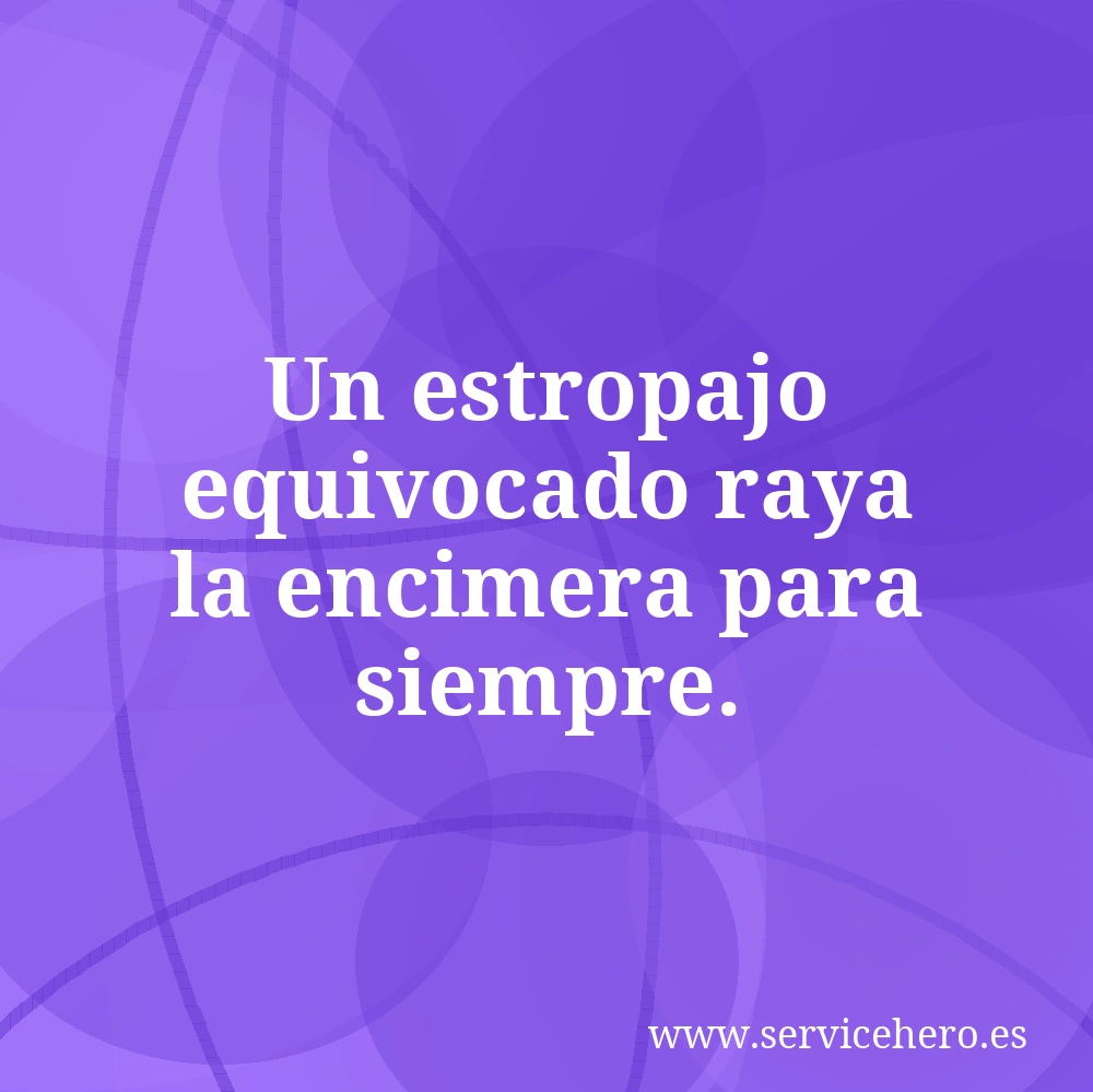 Un estropajo equivocado raya la encimera para siempre.