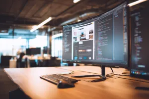 Diseño web y servicios informáticos: cómo elegir proveedor y qué exigir en tu presupuesto